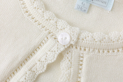 Torera de punto en color crudo - Detalle 7 - Moda Infantil Chicle