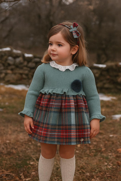 Vestido beb� ni�a con falda a cuadros - Basmarti invierno 2022 - Frontal - Moda Infantil Chicle