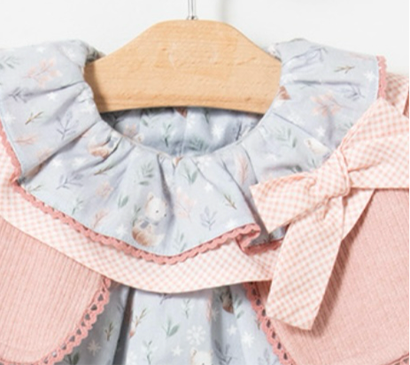 Vestido, chaqueta y cubre pañal - Coco Acqua invierno 2024 - Detalle 6 - Moda Infantil Chicle
