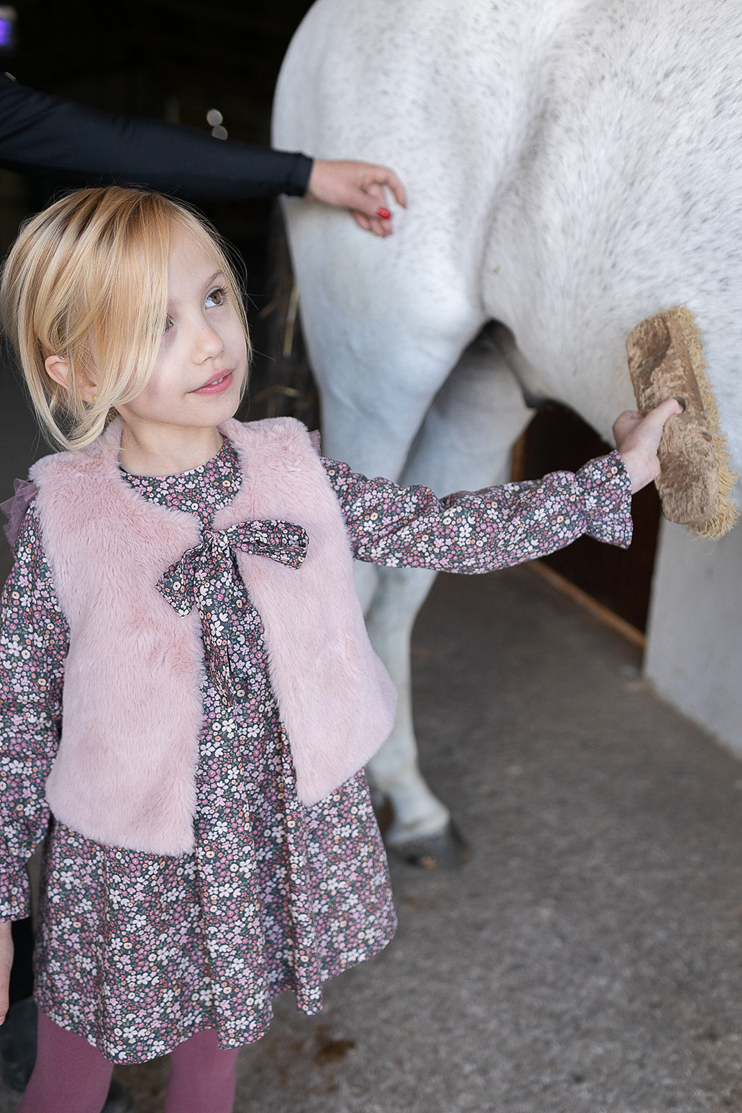 Vestido con chaleco - Coco Acqua Invierno 2024 - Detalle 1 - Moda Infantil Chicle