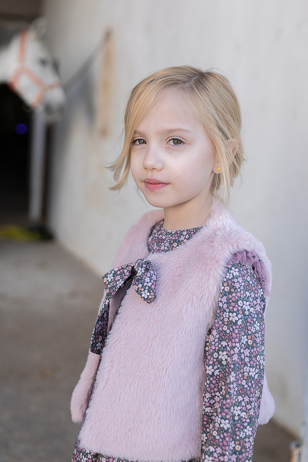 Vestido con chaleco - Coco Acqua Invierno 2024 - Detalle 5 - Moda Infantil Chicle