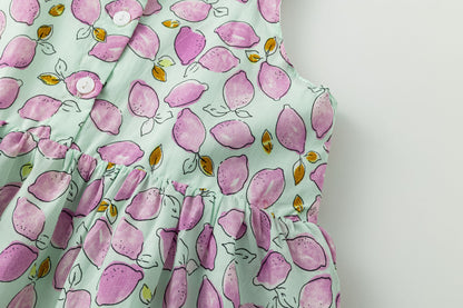 Vestido de niña con tirante fruncido verano 2024 Newness - Detalle 4 - Moda Infantil Chicle