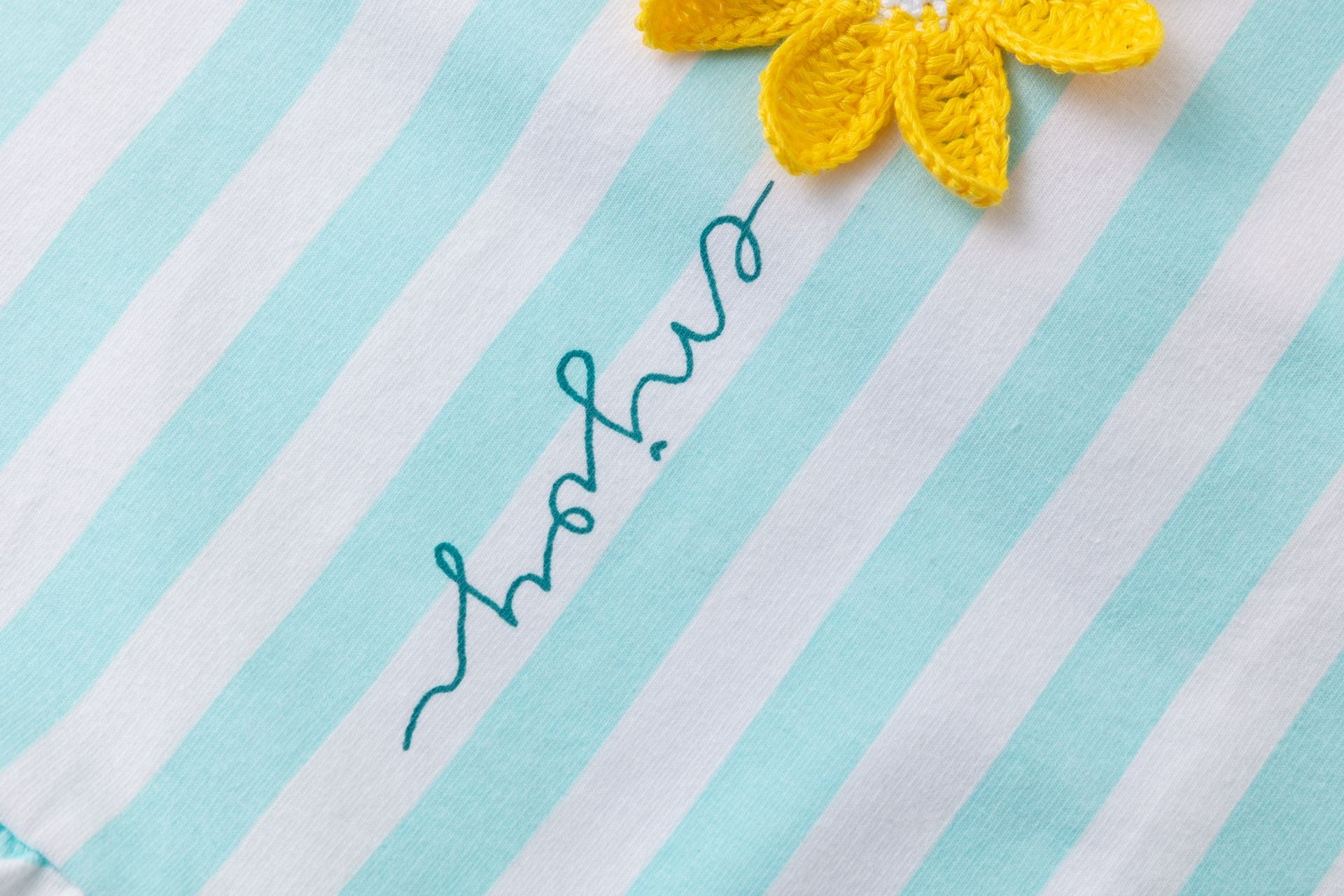 Vestido de niña de primavera - verano de Newness - Detalle 5 - Moda Infantil Chicle