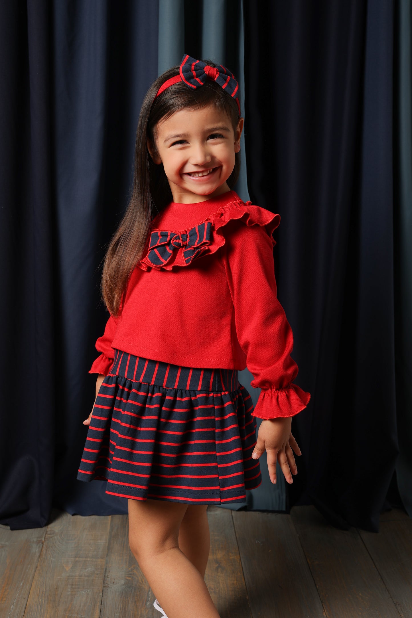 Vestido niña de invierno 2022 - Cuka Basmarti - Frontal - Moda Infantil Chicle
