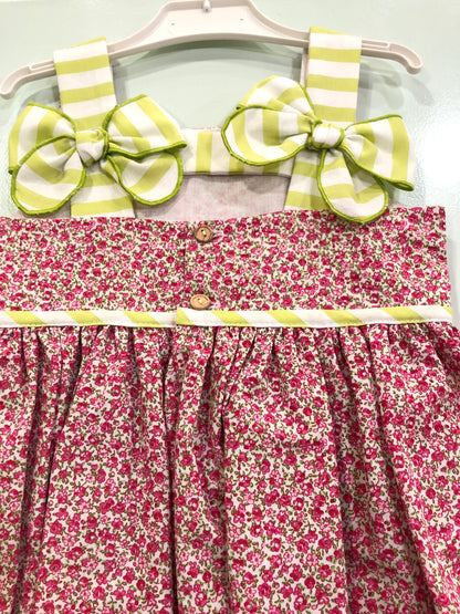 Vestido niña de tirantes con estampado de flores - Cuka verano 2024 - Detalle 2 - Moda Infantil Chicle