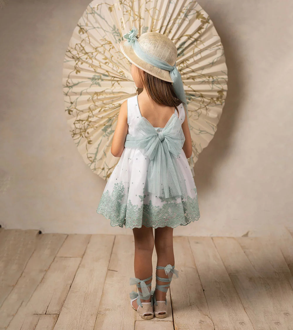 Vestido niña de tul con bordados - Basmarti verano 2023 - Detalle 1 - Moda Infantil Chicle