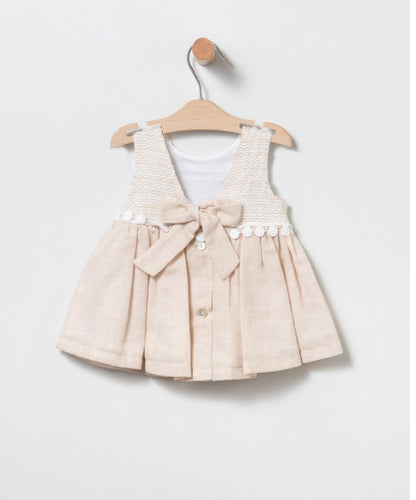 Vestido niña en color tostado - Coco Acqua Primavera verano 2024 - Detalle 1 - Moda Infantil Chicle