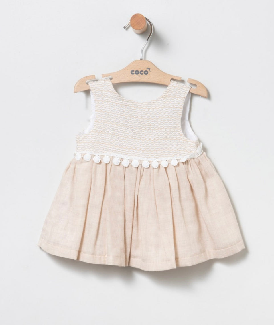 Vestido niña en color tostado - Coco Acqua Primavera verano 2024 - Frontal - Moda Infantil Chicle
