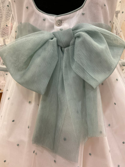 Vestido niña espalda escotada de ceremonia - Basmarti primavera 2023 - Detalle 2 - Moda Infantil Chicle