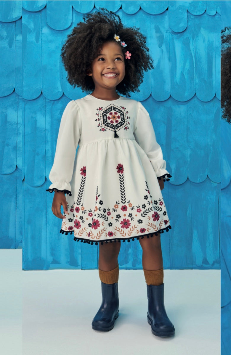 Vestido niña tejido camisa - Kyly otoño 2024 - Detalle 2 - Moda Infantil Chicle