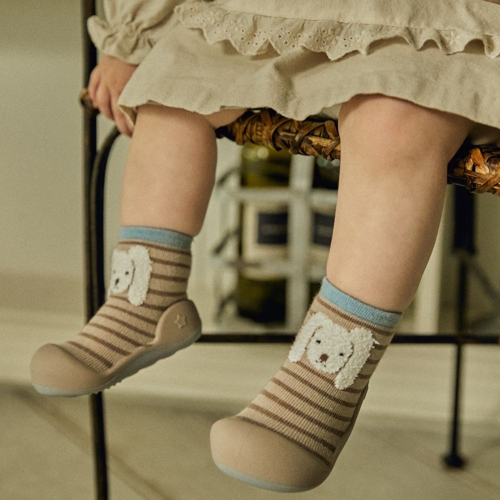 Zapatos Attipas · Big Ears Rabbit Beige · Suela bicolor - Detalle 4 - Moda Infantil Chicle