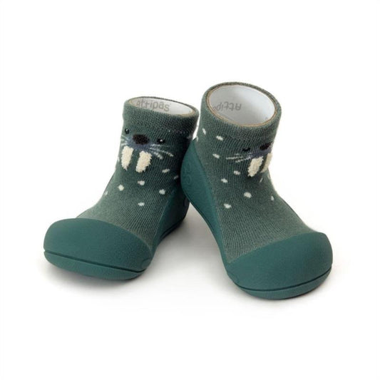 Zapatos Attipas · Sea Lion Khaki - Frontal - Moda Infantil Chicle